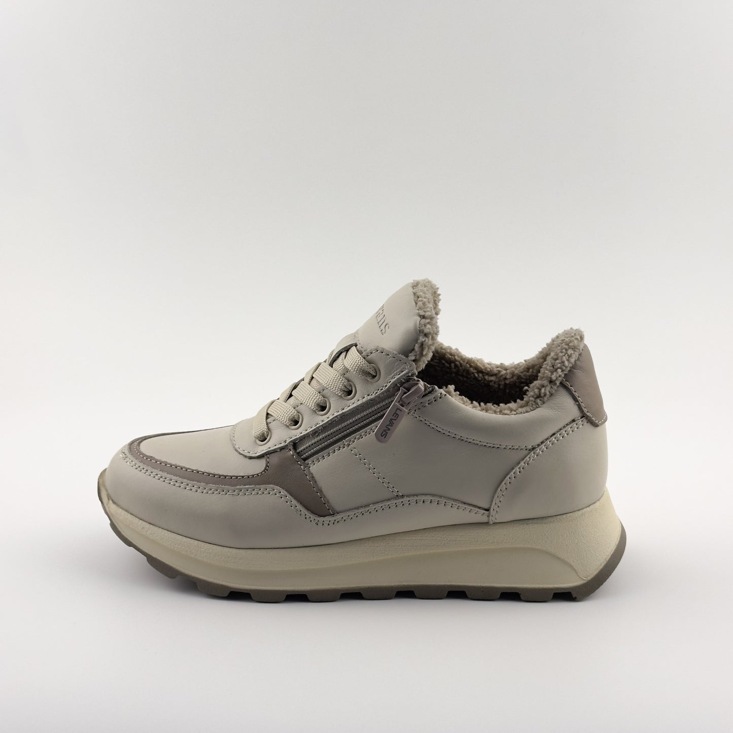 Levans Baskets 010/100