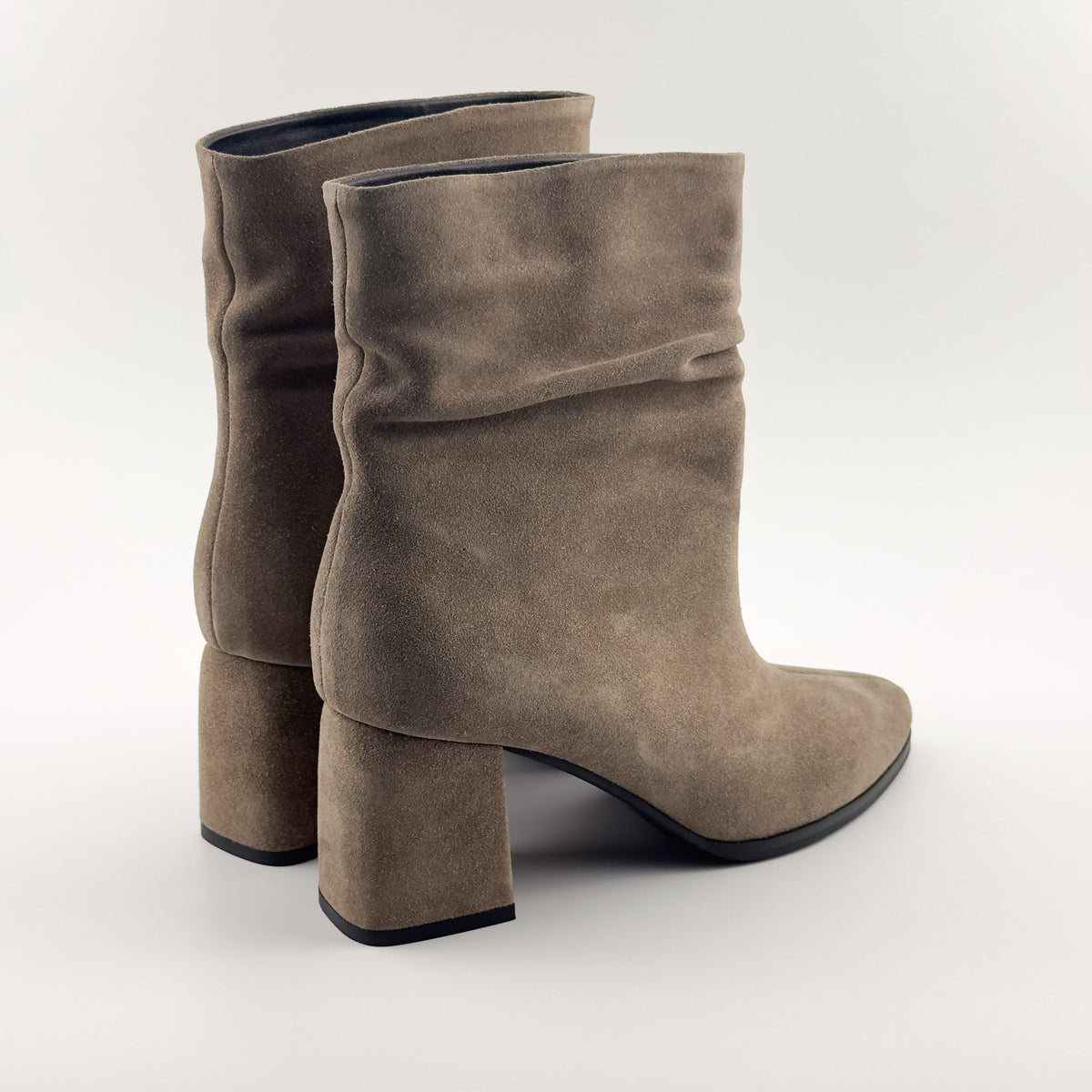 Ilona Bottines 857/49 Cappuccino Velour