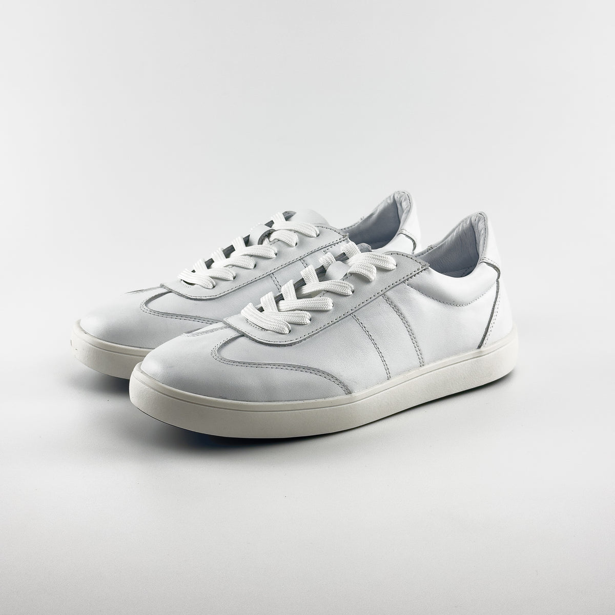 Baskets Garbi Blanc