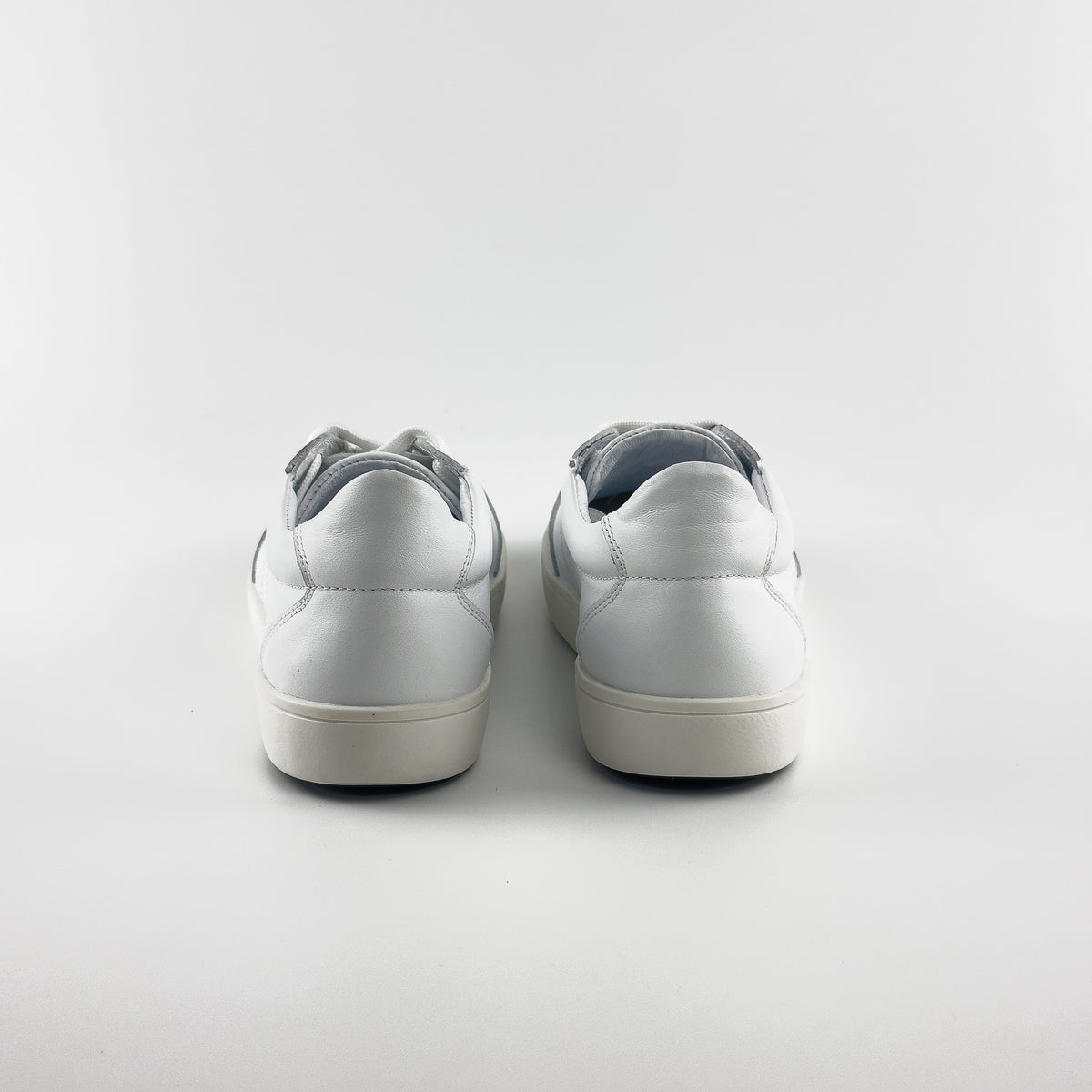 Baskets Garbi Blanc