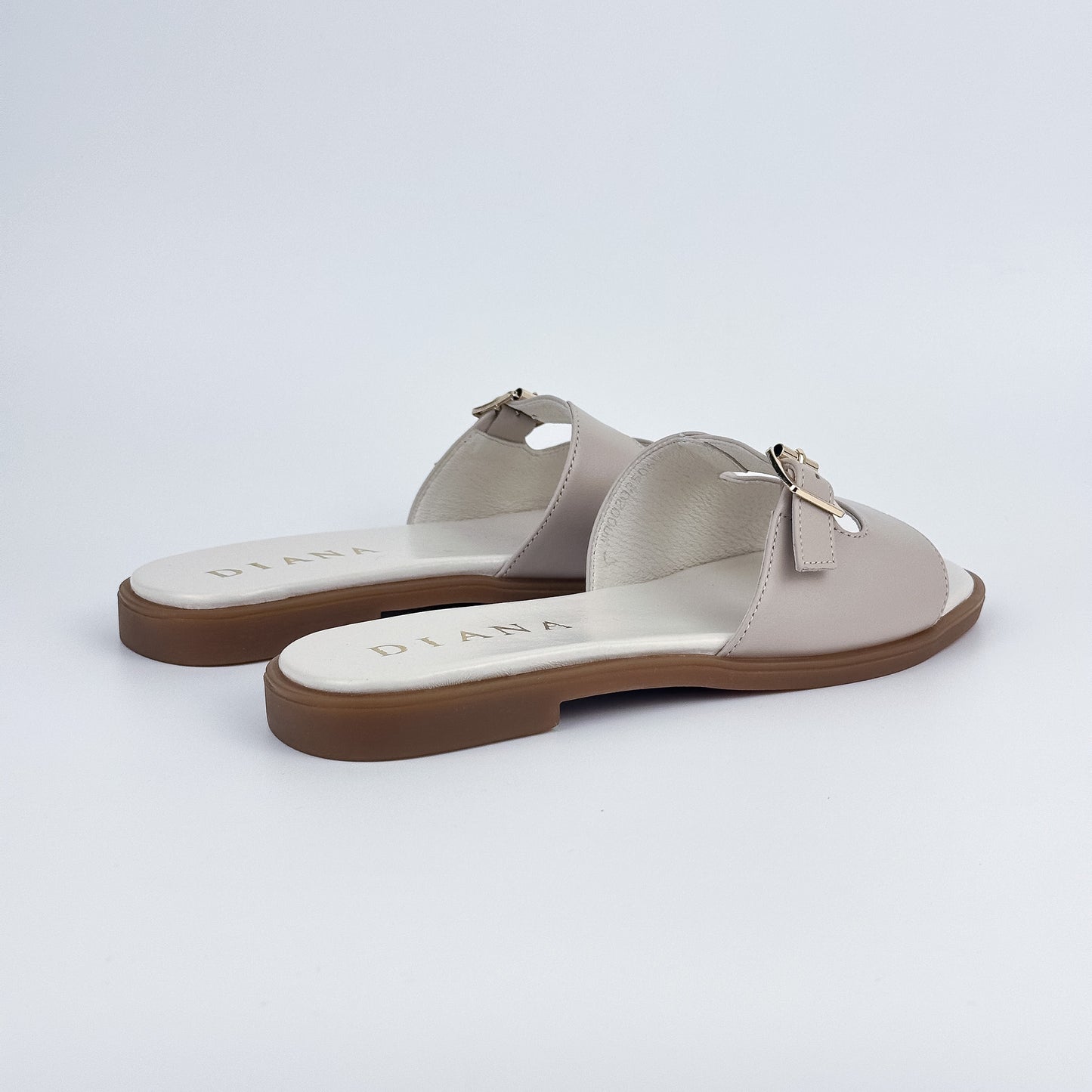Diana Mules D-197/AR